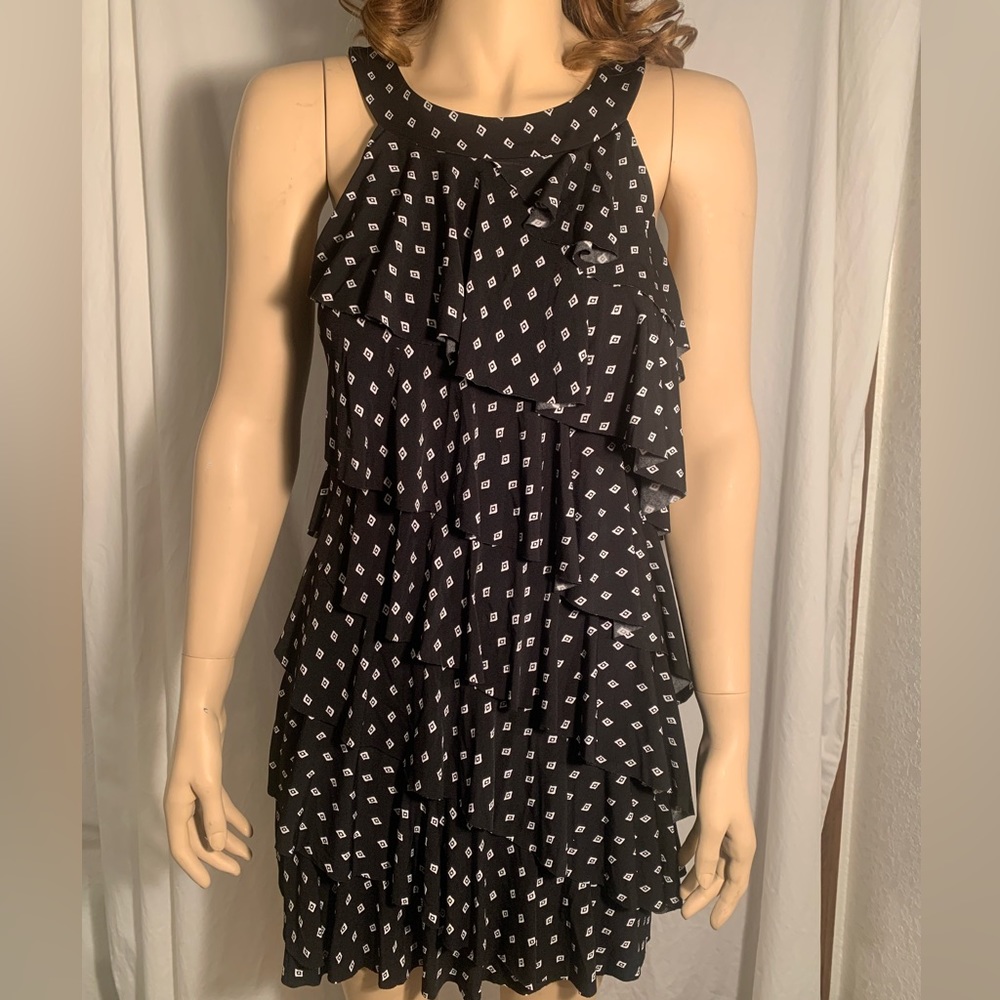WOMENS XS BLACK WHITE PRINT MULTI LAYERED RUFFLED PULLOVER SLEEVELESS MINI DRESS